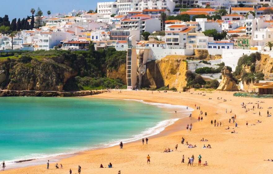 Vestígios do Castelo de Albufeira, Portugal